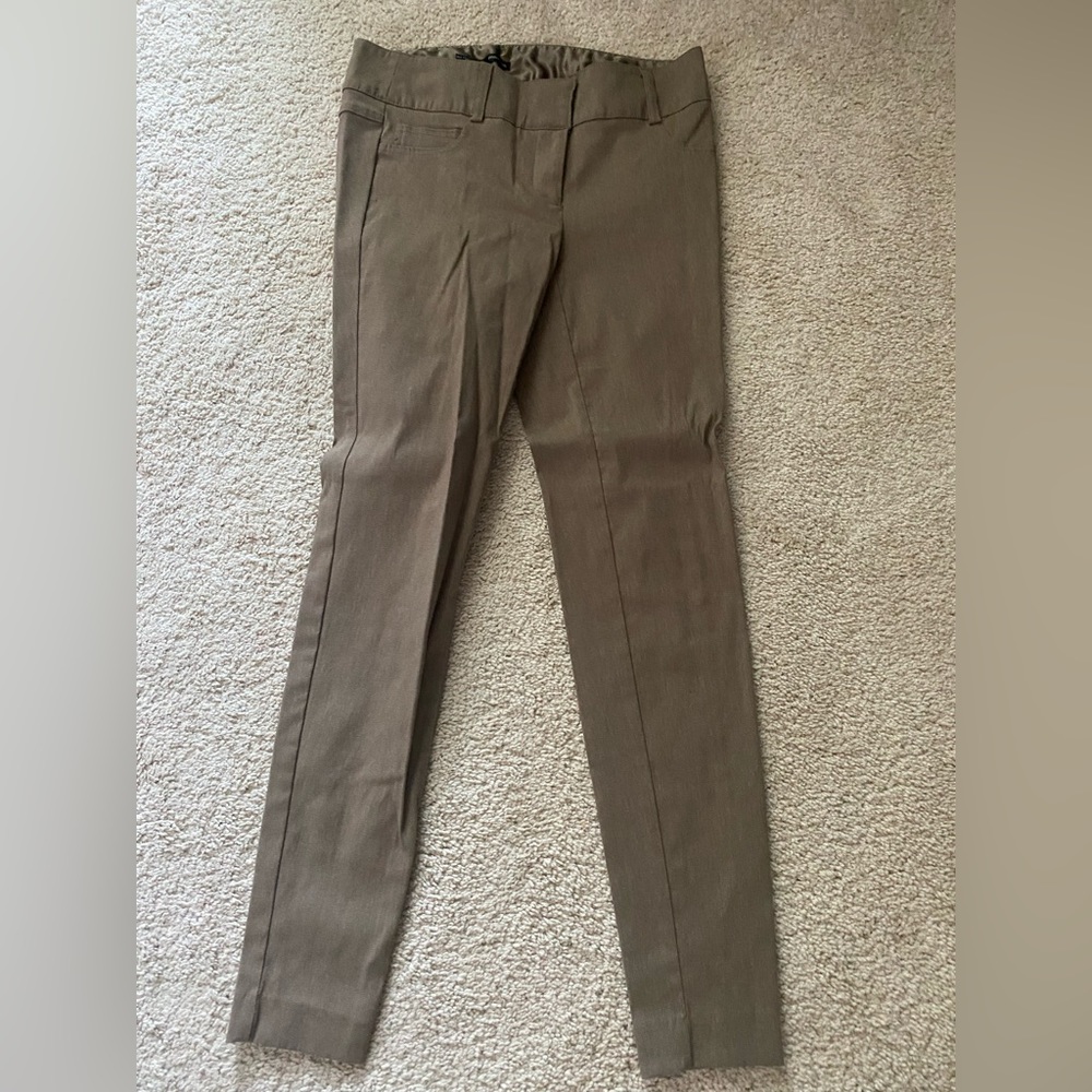 Khaki skinny pants
